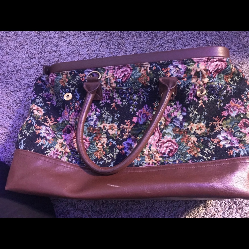 ⭐️BOGO⭐️ Forever 21 bag